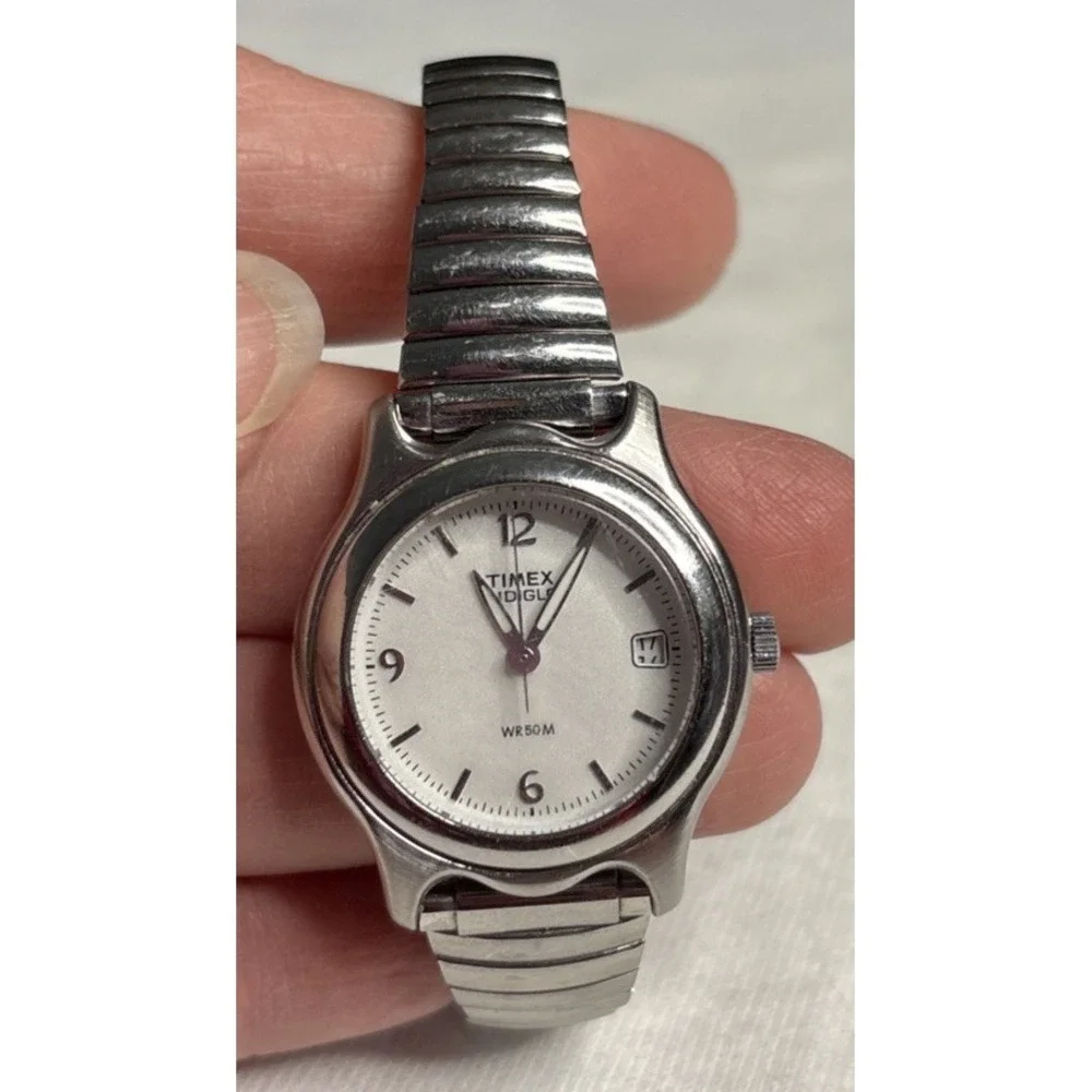 Lot Of 3 Vintage Timex Ladies Watches Untested, For  Parts Or Repair As Is